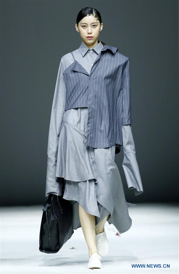 CHINA-BEIJING-GRADUATE FASHION WEEK (CN)