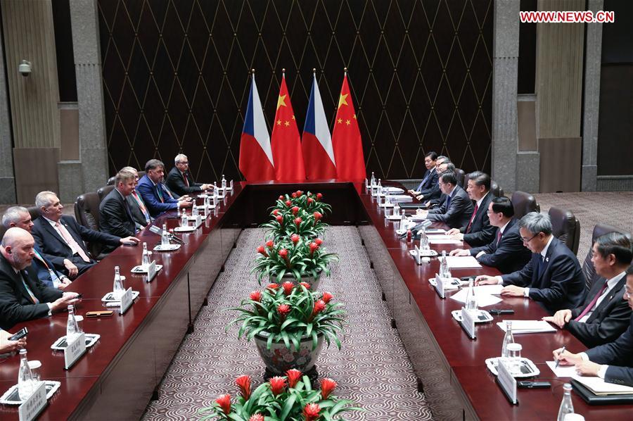 (IMPORT EXPO) CHINA-SHANGHAI-XI JINPING-CZECH REPUBLIC-PRESIDENT-MEETING (CN)