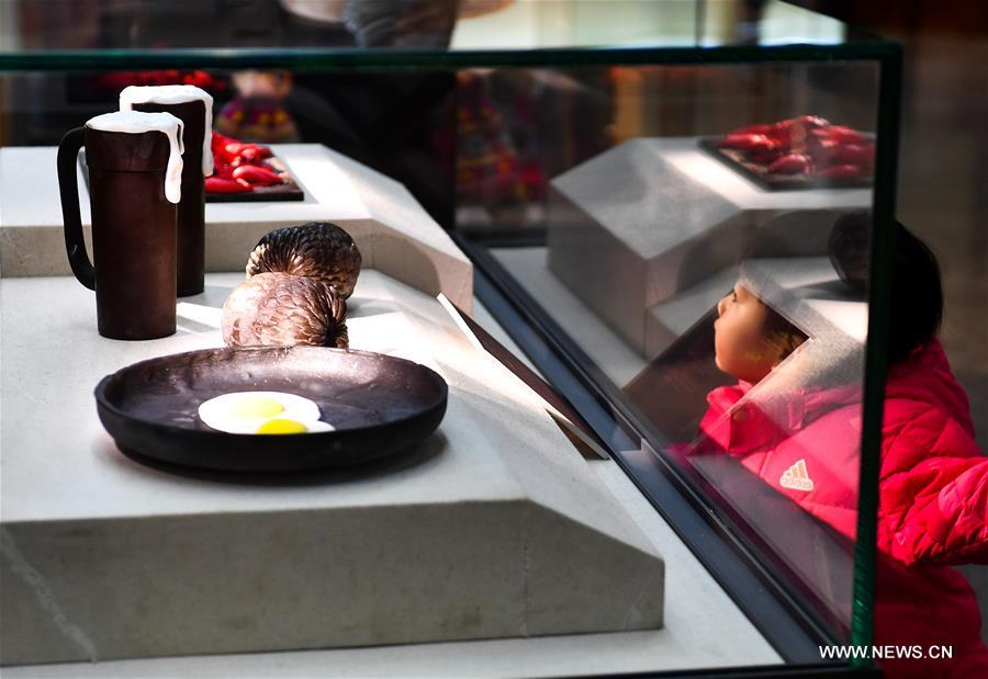 More than 700 artworks of chocolate participate in the art exhibition. More than 700 artworks of chocolate participate in the art exhibition.