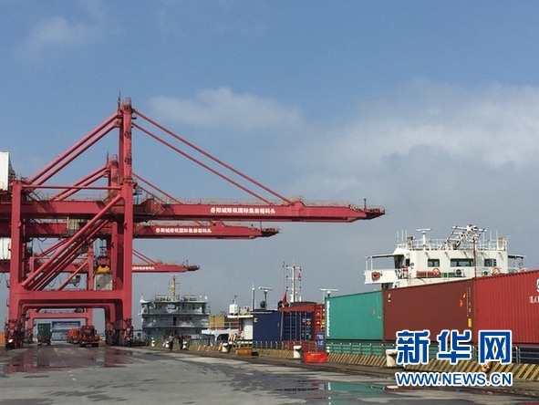 岳陽經(jīng)濟新圖景：通道路、重港口、優(yōu)布局