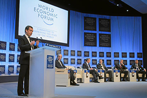 梅德韋杰夫在達沃斯論壇上發(fā)言