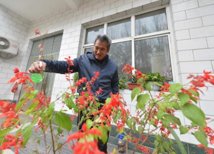 貧困縣全部摘帽是否意味脫貧攻堅目標(biāo)任務(wù)完成？