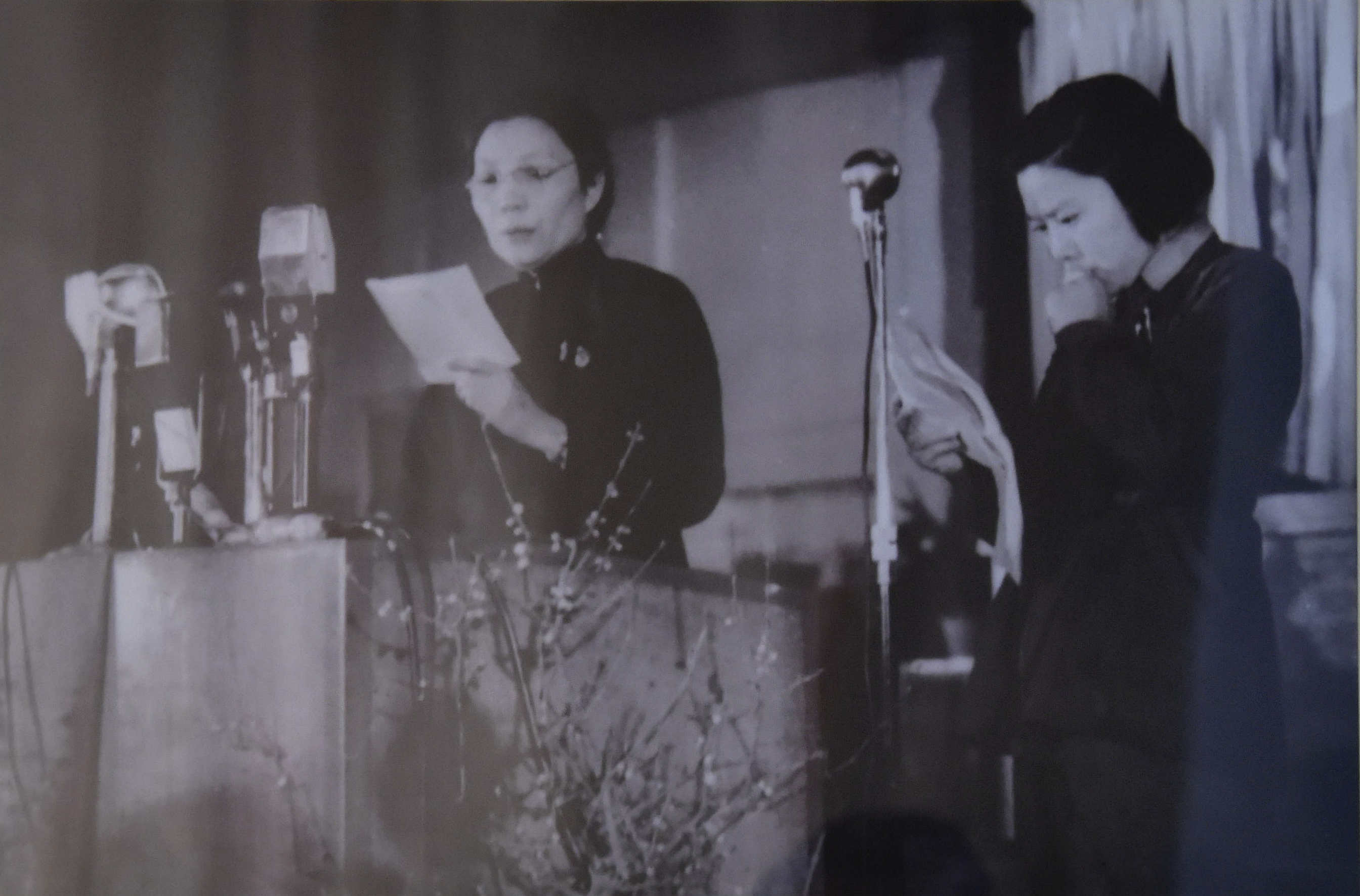 廣播無可借助，只能憑聲音抓住聽眾的注意力。你的聲音讓聽眾永遠(yuǎn)忘不了，這是播音員的本事，也是職責(zé)。