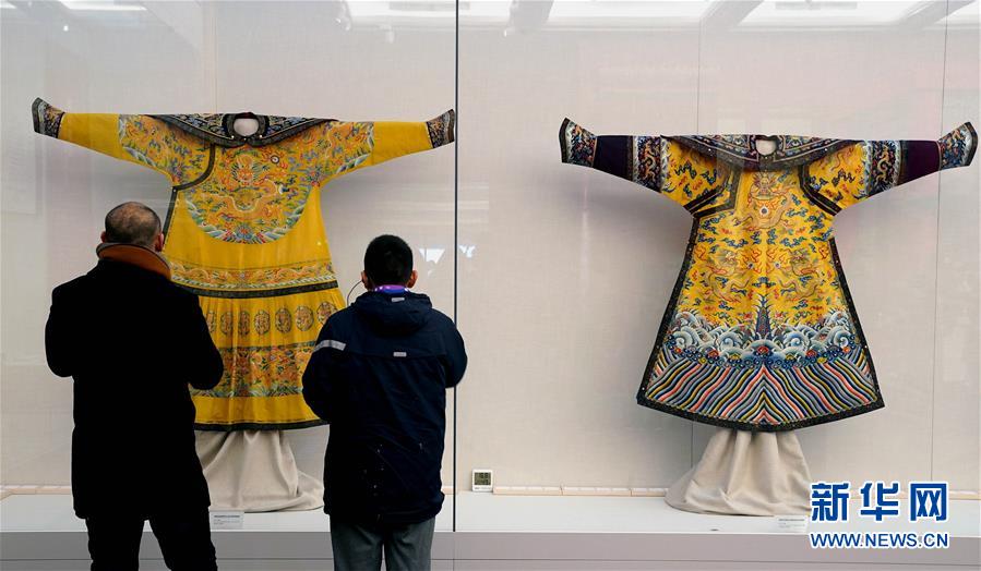 (文化)(3)“清高宗乾隆皇帝展”亮相鄭州