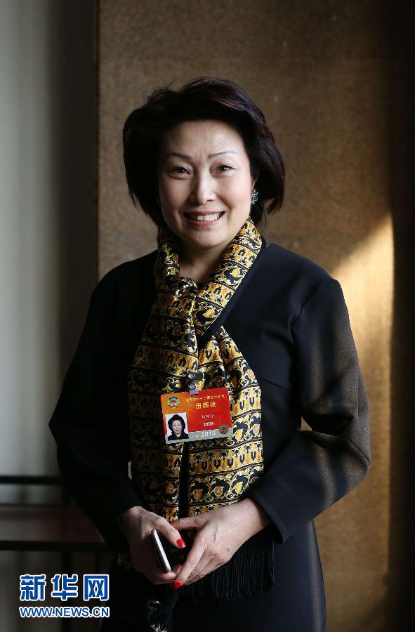 (兩會(huì)·快語(yǔ)錄)鄭翔玲:規(guī)范藥品價(jià)格 減輕患者負(fù)擔(dān)