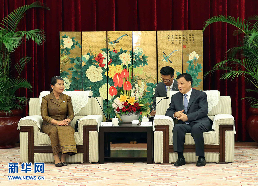 6月11日，中共中央政治局常委、中央書記處書記劉云山在福州會見來華出席金磚國家政黨、智庫和民間社會組織論壇的柬埔寨人民黨中央常委、副首相梅森安。新華社記者劉衛(wèi)兵攝