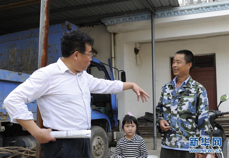 (圖文互動)(1)第一書記李傳璽的駐村生活