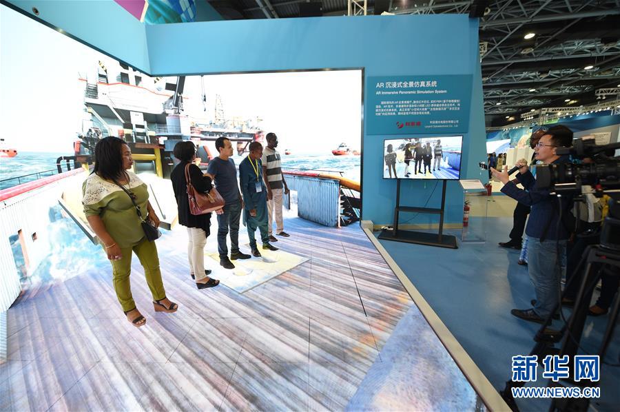 （新華全媒頭條·圖文互動）（8）奔跑吧，中關(guān)村！——寫在習(xí)近平總書記率領(lǐng)中央政治局到中關(guān)村集體學(xué)習(xí)5周年之際