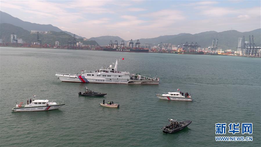 （新時(shí)代國(guó)門(mén)行&middot;圖文互動(dòng)）（3）深圳：&ldquo;拓荒牛&rdquo;犁出&ldquo;美麗春天&rdquo;