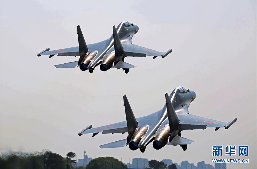 （新華全媒頭條·圖文互動）（5）戰(zhàn)鷹，為祖國奮飛——記空軍航空兵某旅旅長、特級飛行員郝井文