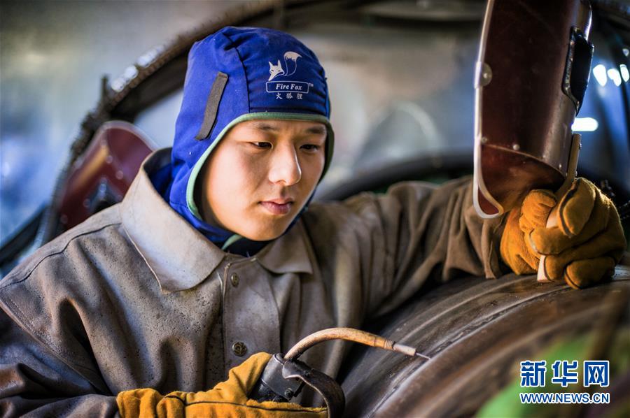 （新華全媒頭條&middot;愛國情 奮斗者&middot;圖文互動(dòng)）（3）以青春之我，創(chuàng)青春中國&mdash;&mdash;寫在五四運(yùn)動(dòng)100周年之際