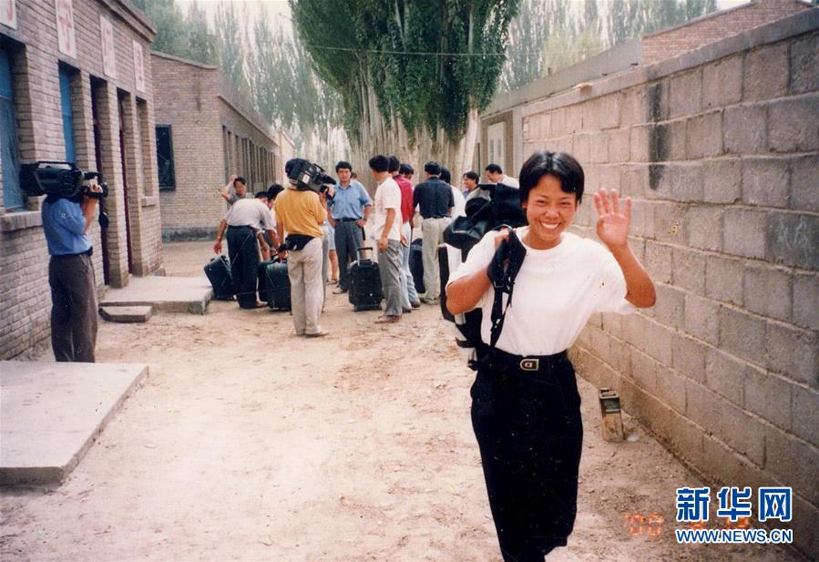 (新華全媒頭條·圖文互動(dòng))(2)大漠小城的別樣青春——記內(nèi)地青年學(xué)子扎根新疆且末教書(shū)育人