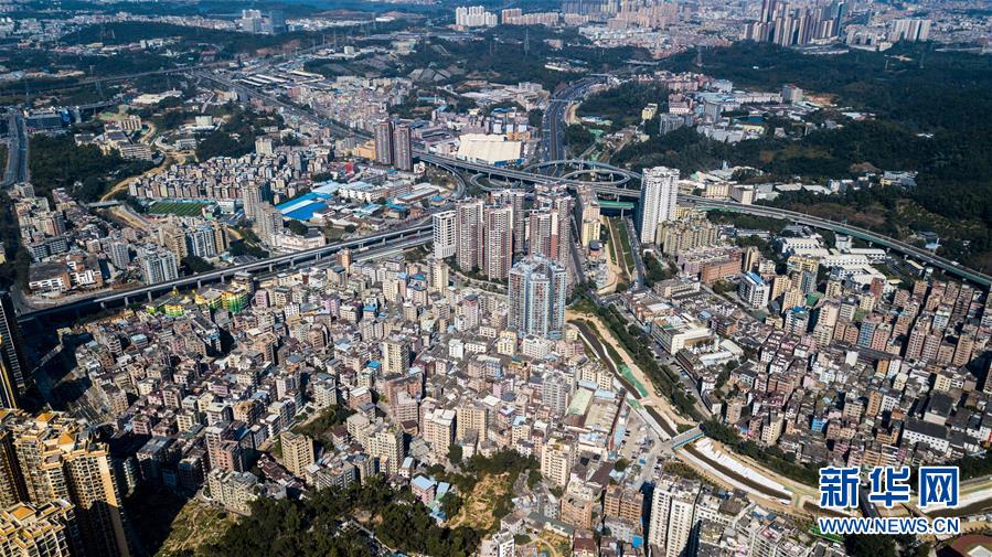 (在習(xí)近平新時(shí)代中國特色社會(huì)主義思想指引下——新時(shí)代新作為新篇章·圖文互動(dòng))(2)從種地到“種”高科技產(chǎn)業(yè)——“改革村”的新思維