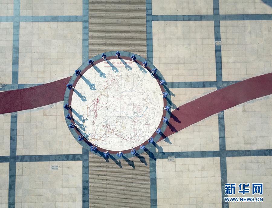 (新華全媒頭條·壯麗70年·奮斗新時(shí)代——記者再走長征路·圖文互動(dòng))(6)跨越“第一渡” 長征出發(fā)地“換了人間”