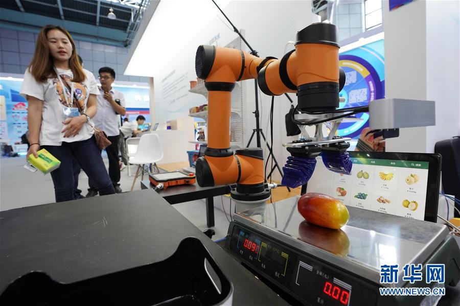 (新華全媒頭條·圖文互動(dòng))(9)“創(chuàng)”響中國——2019年全國雙創(chuàng)活動(dòng)周熱點(diǎn)觀察