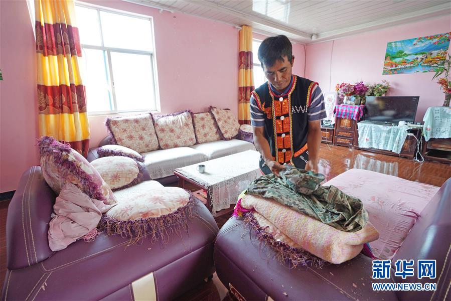 (直過(guò)民族脫貧攻堅(jiān)·圖文互動(dòng))(1)“人類童年·西盟佤部落”成長(zhǎng)記