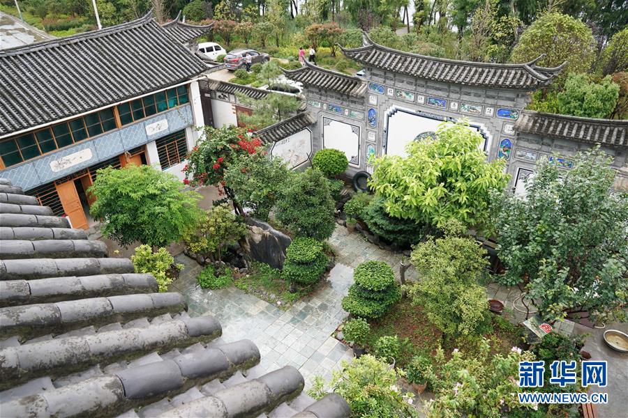 (在習近平新時代中國特色社會主義思想指引下——新時代新作為新篇章·總書記關心的百姓身邊事·圖文互動)(1)留住鄉(xiāng)愁 綻放新顏——傳統(tǒng)村落保護激發(fā)鄉(xiāng)村活力