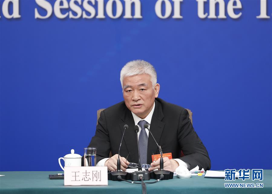 (兩會·XHDW)(2)科技部部長王志剛等就“加快建設(shè)創(chuàng)新型國家”答記者問