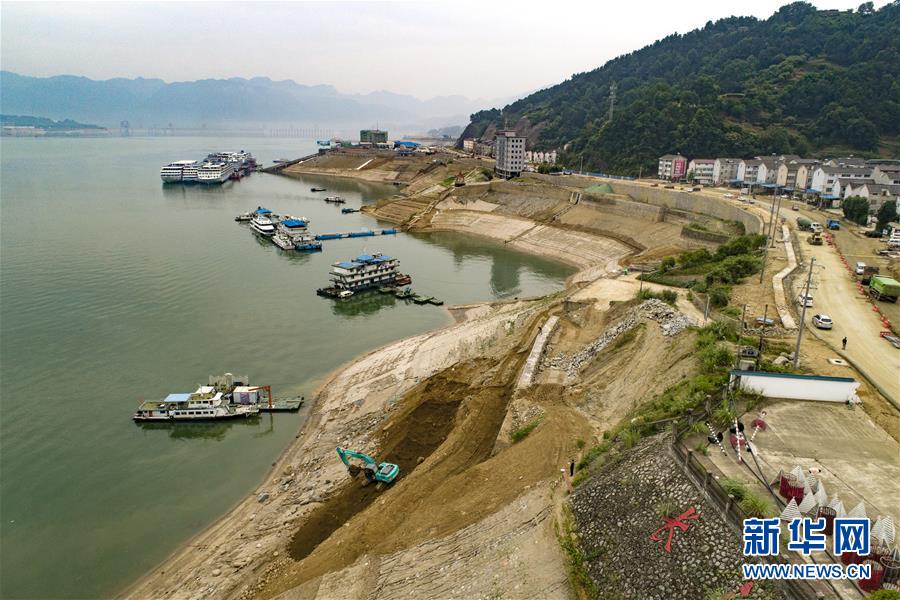 #(新華全媒頭條·兩會特別報道·圖文互動)(5)凝聚不懈奮斗的磅礴力量——從全國兩會看奮進中國的奮斗姿態(tài)