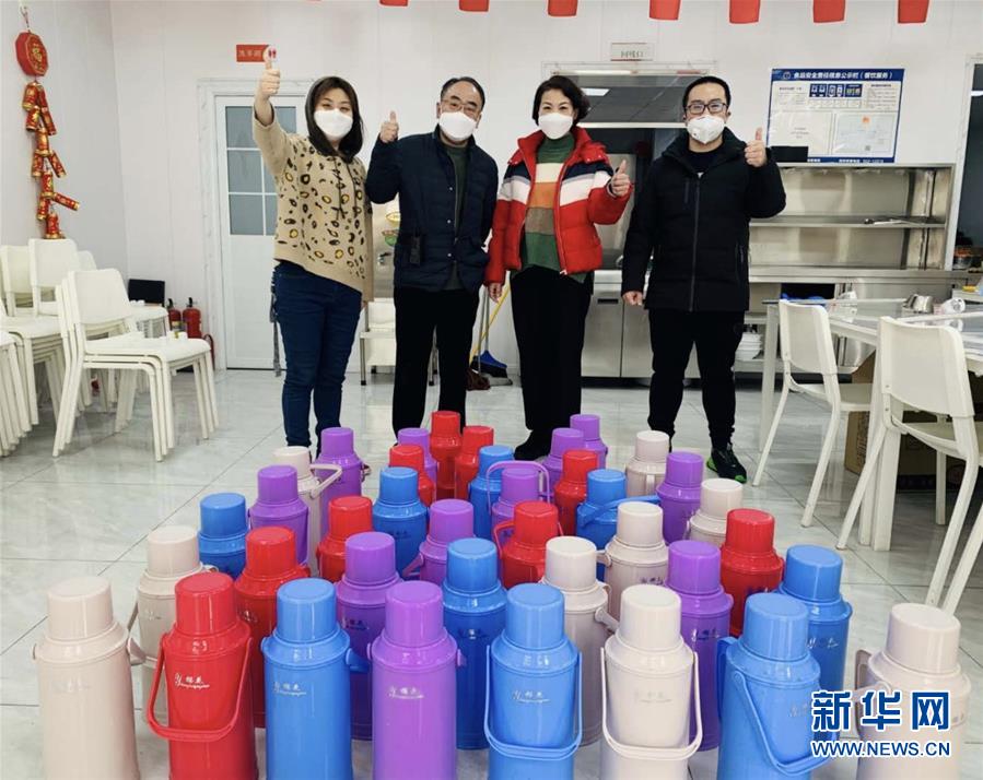 (聚焦疫情防控·圖文互動(dòng))(3)一對“80后”夫妻的“抗疫”日常