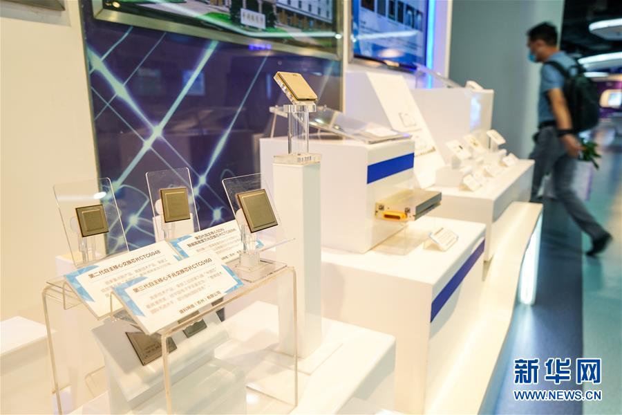 (新華全媒頭條·圖文互動(dòng))(12)從“藍(lán)圖規(guī)劃”到美麗“現(xiàn)實(shí)畫卷”——長三角一體化高質(zhì)量發(fā)展一年間