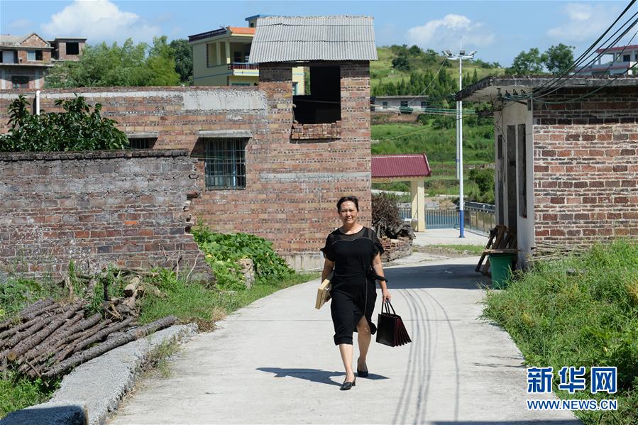 （圖文互動）（2）湘南深山，堅守扶貧一線的黨員之家