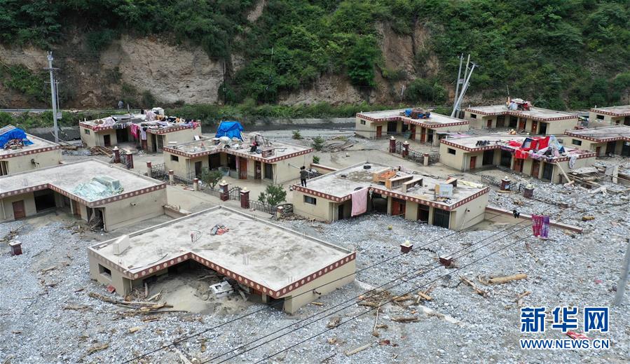 （防汛抗洪·圖文互動）（2）七夕前夜，為莫諾村架起“生命之橋”