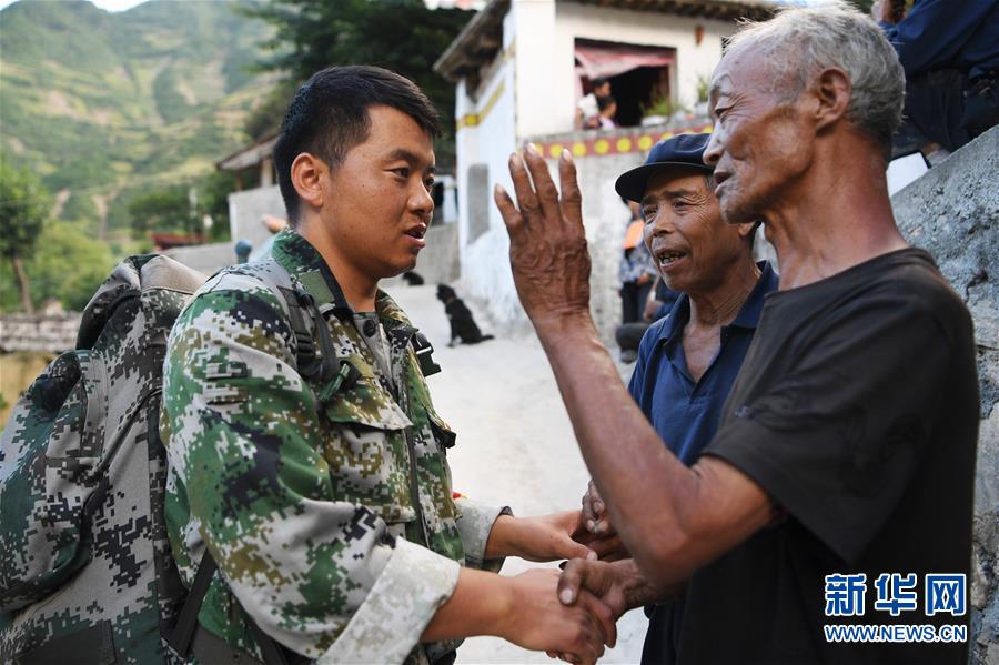 （防汛抗洪·圖文互動）（10）七夕前夜，為莫諾村架起“生命之橋”