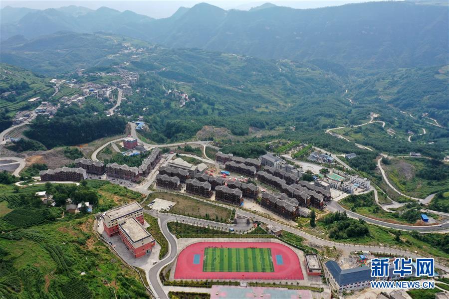 (新華全媒頭條·走向我們的小康生活·決戰(zhàn)決勝脫貧攻堅(jiān)·圖文互動)(9)決戰(zhàn)烏蒙——中國消除千年貧困的一個縮影