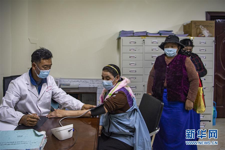 （新華全媒頭條·走向我們的小康生活·圖文互動）（6）扎西德勒，我們的新家園——西藏易地扶貧搬遷搬出幸福美好新生活