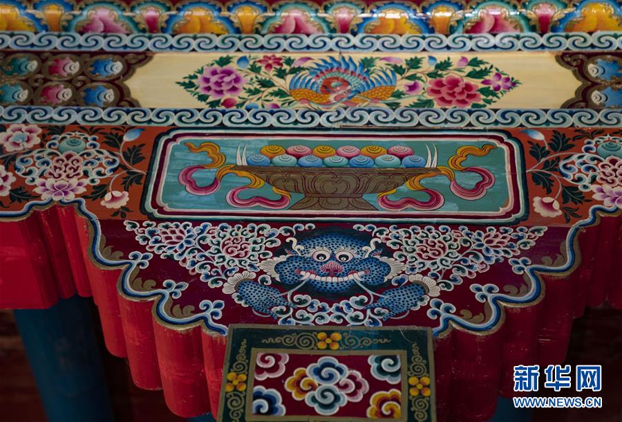 (西藏昌都解放70周年·圖文互動(dòng))(10)怒江峽谷深處:百年?yáng)|壩民居見證民族文化交流融合