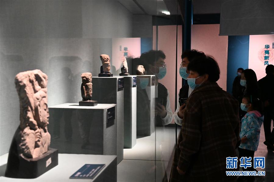 (圖文互動(dòng))(3)中國(guó)三大石窟在河南洛陽(yáng)首次聯(lián)袂開(kāi)展