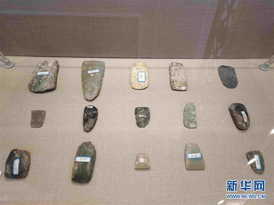 （文化視點·聽文物講故事·圖文互動）（3）豪橫！古人扛著玉斧在羅布泊打獵