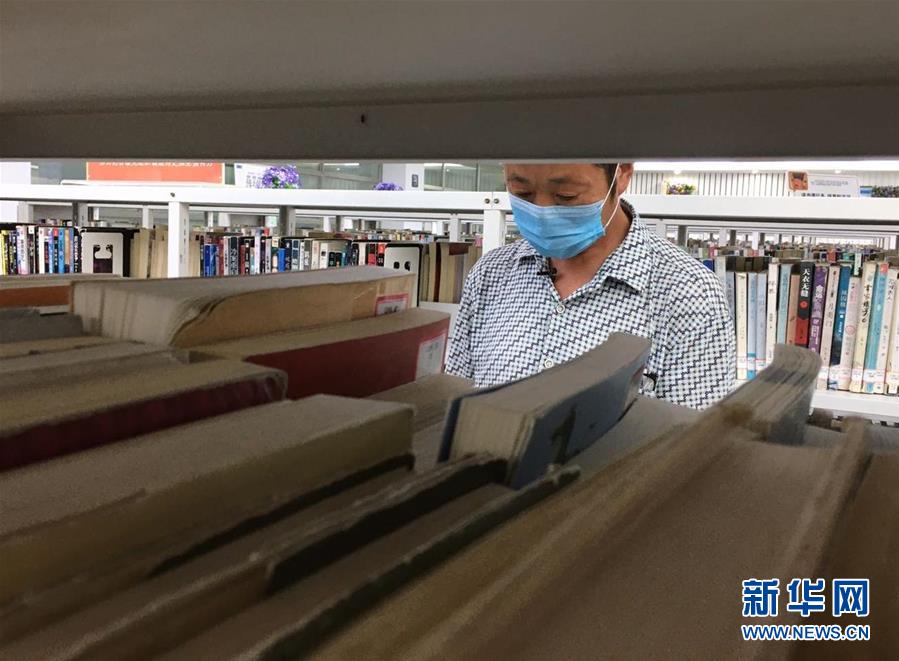 (新華全媒頭條·圖文互動(dòng))(8)我們都是讀者——促進(jìn)全民閱讀 構(gòu)建書香社會(huì)
