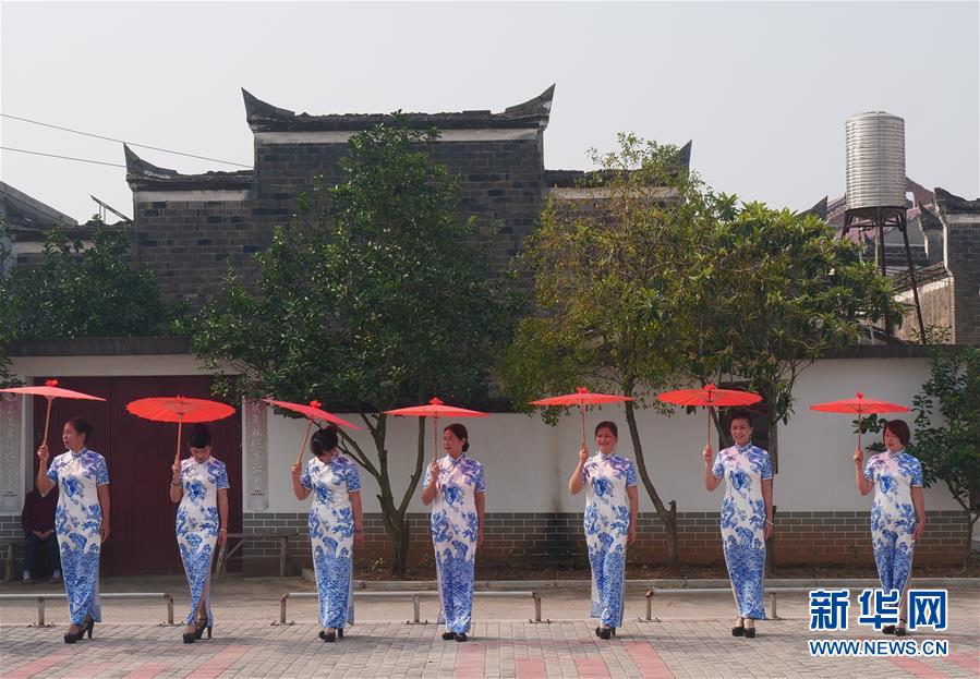 (全面建成小康社會(huì)“百城千縣萬村調(diào)研行”·圖文互動(dòng))(2)革命老區(qū)里的扶貧新事——江西吉安市提升脫貧成色見聞