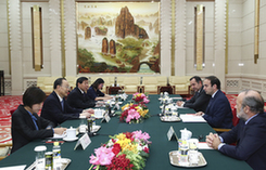 杜青林會(huì)見(jiàn)阿根廷共和國(guó)方案黨總書記