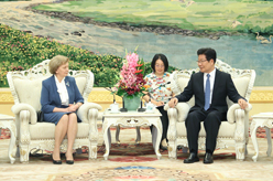 張春賢會(huì)見(jiàn)摩爾多瓦社會(huì)主義者黨代表團(tuán)