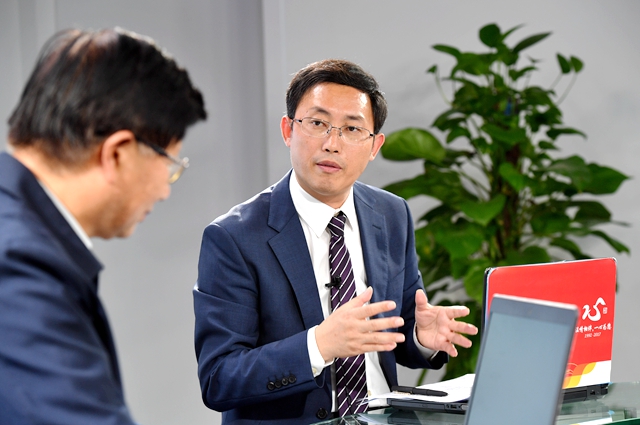 繼往不平凡，珍惜五年奮進所取得的成就、經(jīng)驗