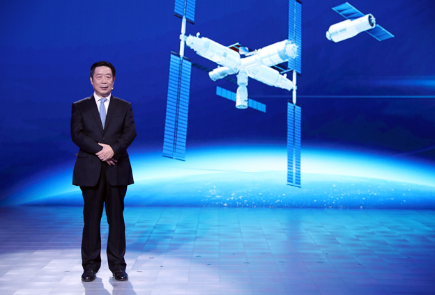 將要建造的空間站基本構(gòu)型有三個艙，構(gòu)成英文T字型