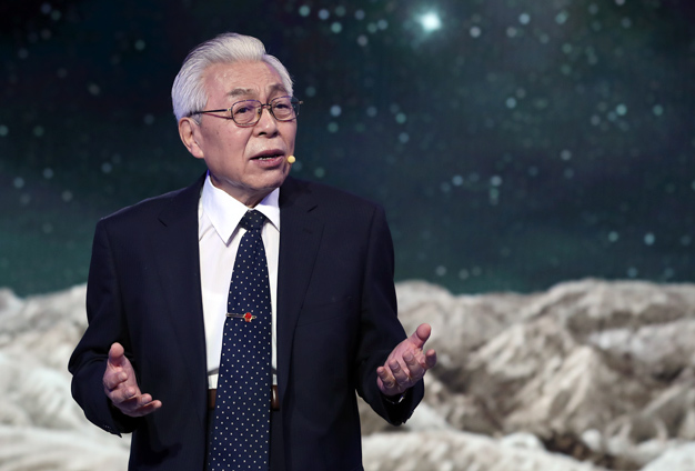 雖然已經(jīng)84歲了，但我還會加倍努力。