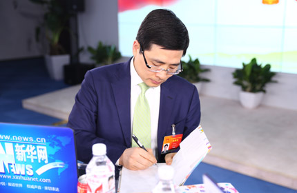 從中國(guó)制造到中國(guó)智造的轉(zhuǎn)型過程中要認(rèn)識(shí)到制造業(yè)的外移問題帶來的影響。