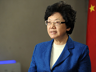 大醫(yī)院人滿為患，社區(qū)醫(yī)院門可羅雀怎么破？