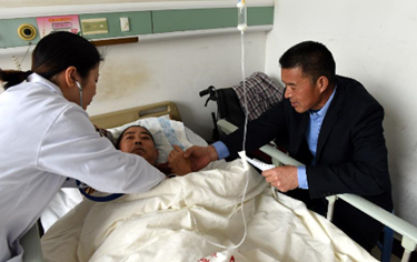 兩會晨評：看病難該如何解決？