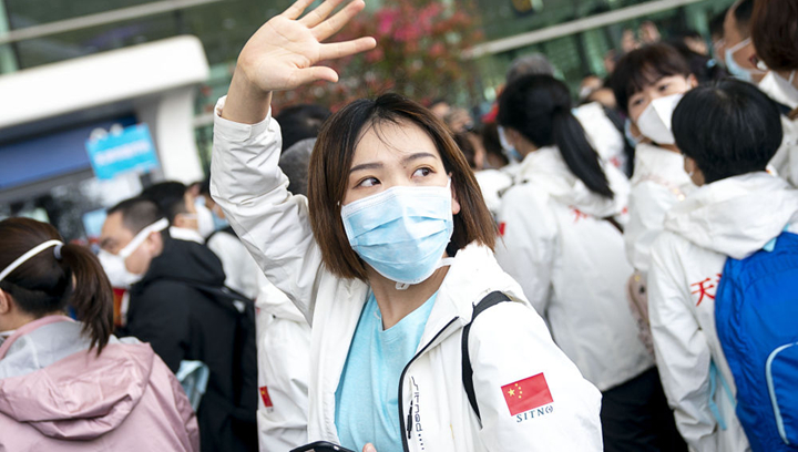 揮別武漢，她又回到“紅區(qū)”