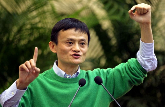 馬云對(duì)話香港青年：超過(guò)我，只需十到十五年