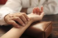 【健康解碼】中醫(yī)藥如何治療股骨頭壞死？