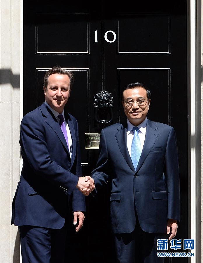 6月17日，國務院總理李克強在倫敦唐寧街10號首相府同英國首相卡梅倫舉行中英總理年度會晤。新華社記者 李濤 攝