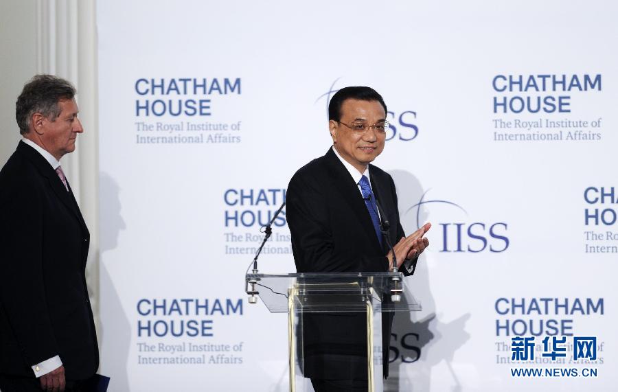 6月18日，國務(wù)院總理李克強(qiáng)在倫敦金融城市長官邸面向英國皇家國際問題研究所和國際戰(zhàn)略研究所兩大智庫發(fā)表題為《共建包容發(fā)展的美好世界》的演講。新華社記者 張鐸 攝