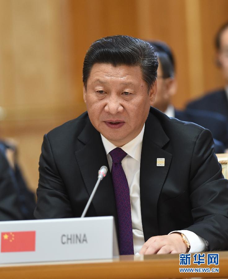 7月9日，金磚國(guó)家領(lǐng)導(dǎo)人第七次會(huì)晤在俄羅斯烏法舉行。中國(guó)國(guó)家主席習(xí)近平、俄羅斯總統(tǒng)普京、巴西總統(tǒng)羅塞夫、印度總理莫迪、南非總統(tǒng)祖馬出席。這是習(xí)近平發(fā)表題為《共建伙伴關(guān)系　共創(chuàng)美好未來(lái)》的主旨講話。新華社記者 饒愛(ài)民 攝 