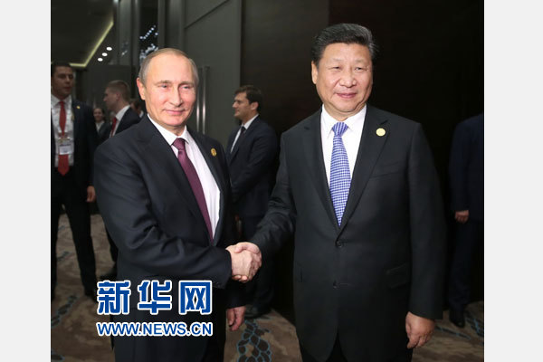 11月15日，國家主席習(xí)近平在土耳其安塔利亞會見俄羅斯總統(tǒng)普京。 新華社記者馬占成攝